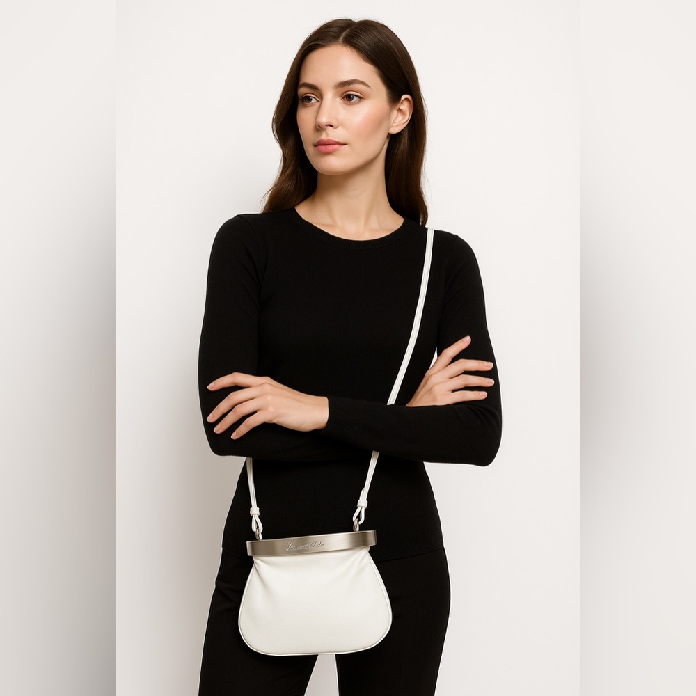 Kenneth Cole Chic‎ White Crossbody Bag